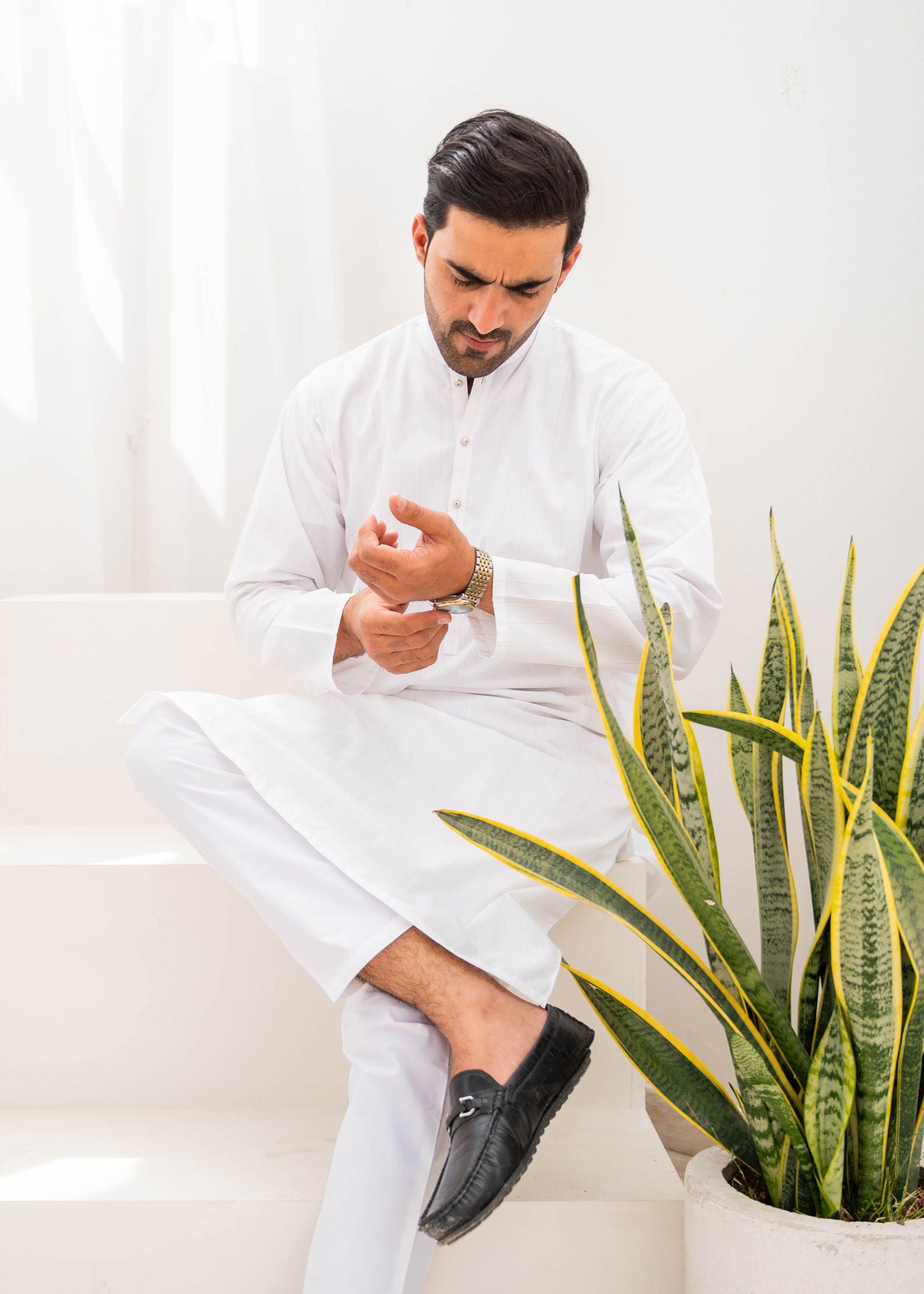 White Lining Premium Kurta - The Axis Clothing